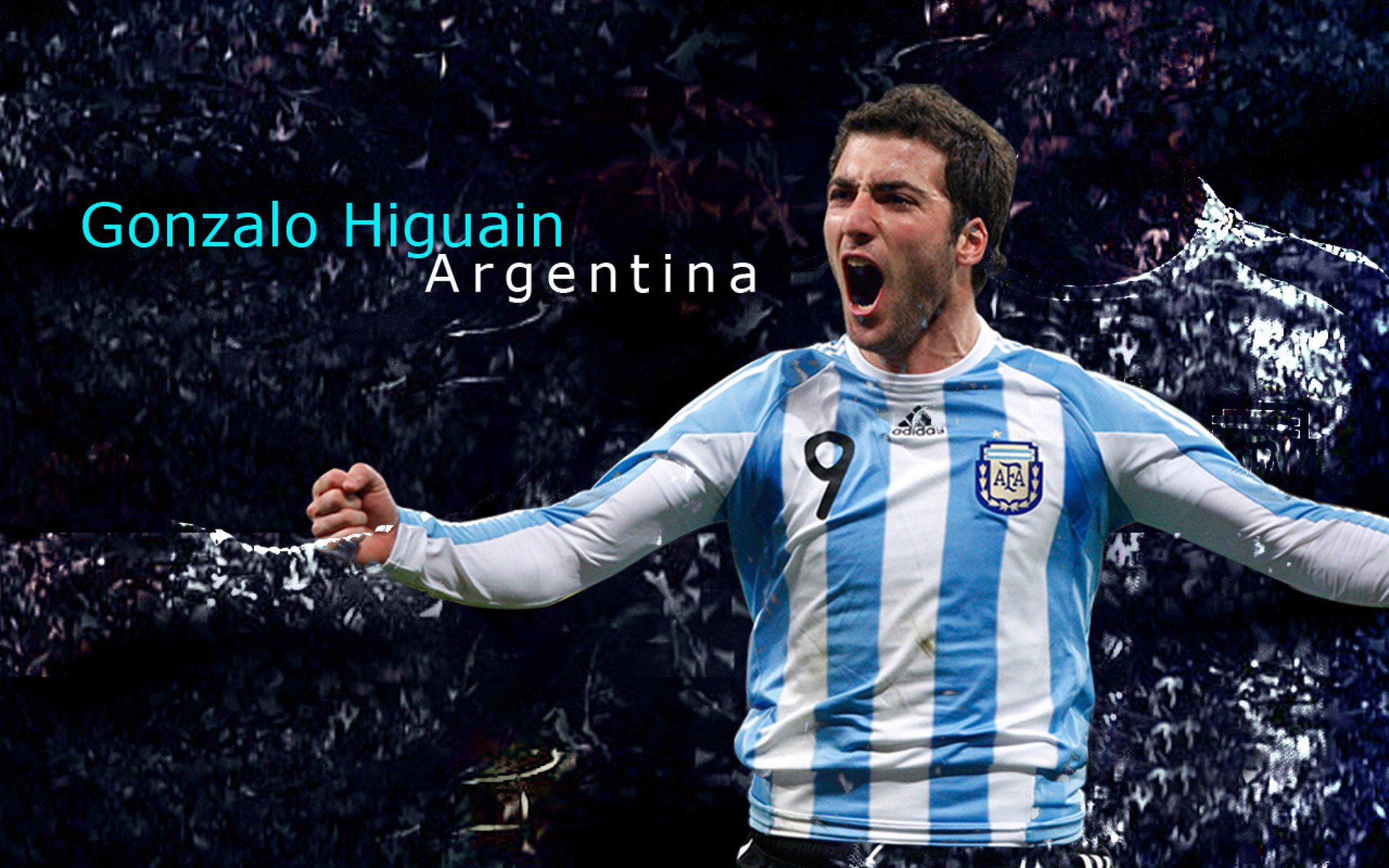 托桑·埃夫布奥姆万在NBA常规赛中砍下22分，埃托奥与布冯相视一笑